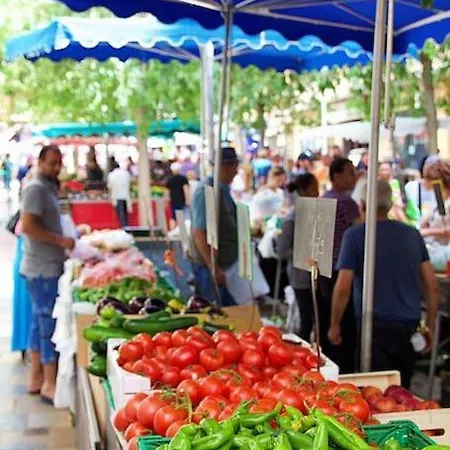 Bel 6 Personnes - Proche Toutes Commodites *